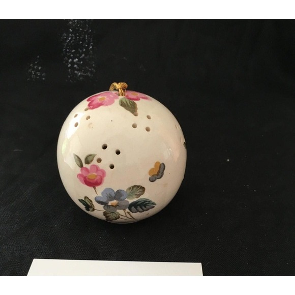 Vintage bone china pomander ceramic - Picture 1 of 5